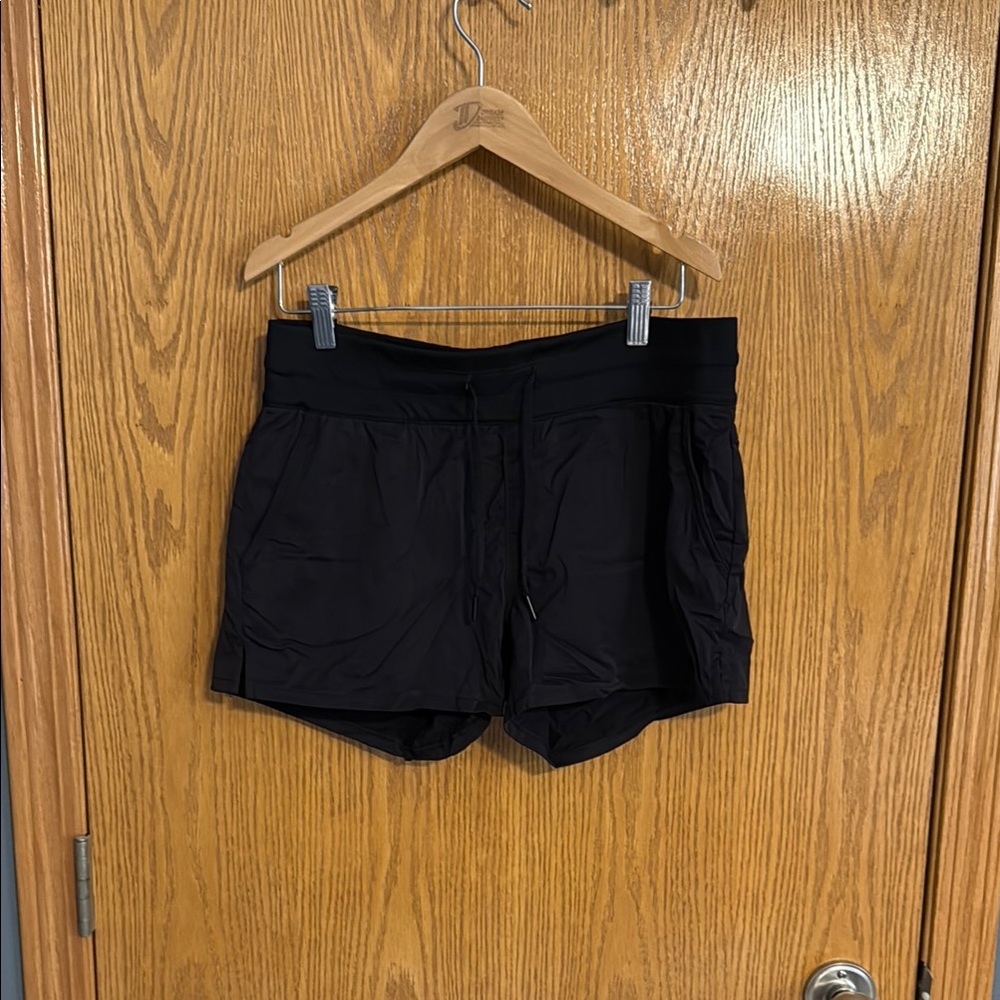 The North Face Women's Black Athletic Shorts